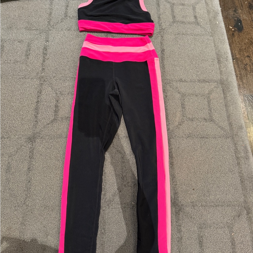 Beach Riot Black & Hot Pink High-Waist Leggings